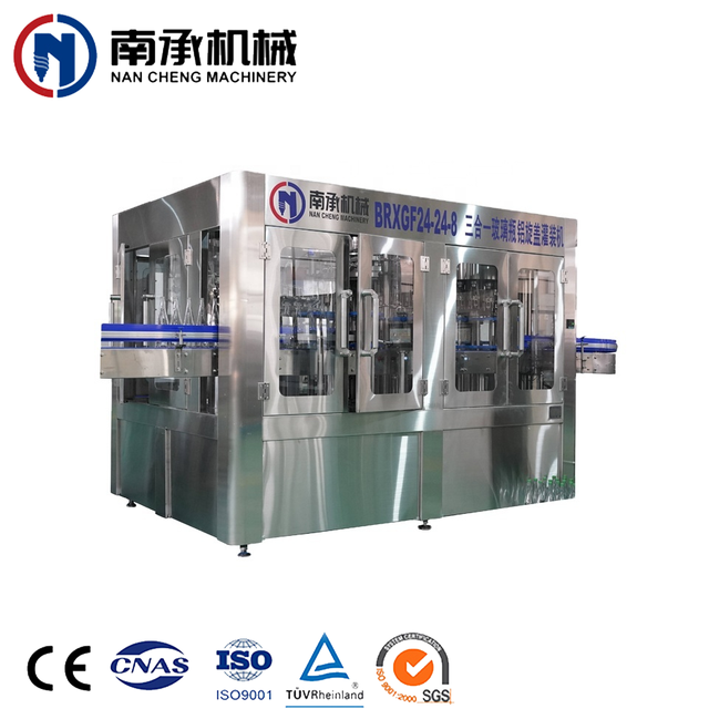 Glassflaske kullsyreholdig drikkefyllingsmaskinprodusent 